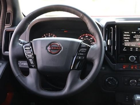 Certified 2025 Nissan Frontier PRO-4X w/ Pro Premium Package AWD/4WD image 26