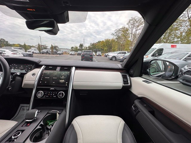 Used 2023 Land Rover Discovery S R-Dynamic AWD/4WD image 30