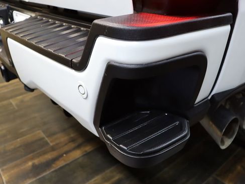 Used 2024 Ford F250 Platinum image 31