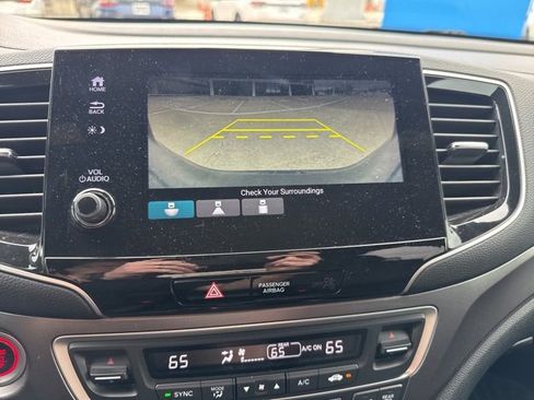 Used 2021 Honda Passport Sport image 17