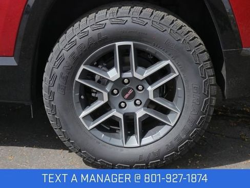 New 2026 GMC Terrain AT4 w/ Technology Package II AWD/4WD image 10