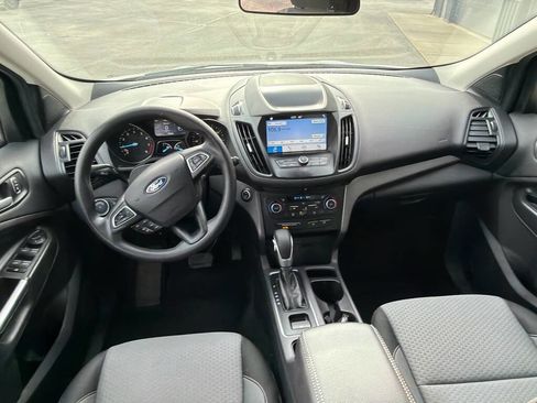 Used 2019 Ford Escape SE image 10