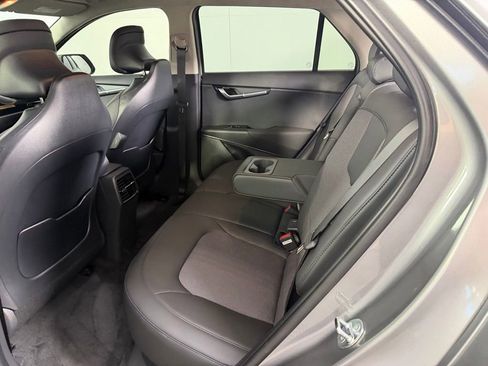 Used 2025 Kia Niro Wind w/ Wind Preserve Package FWD image 24