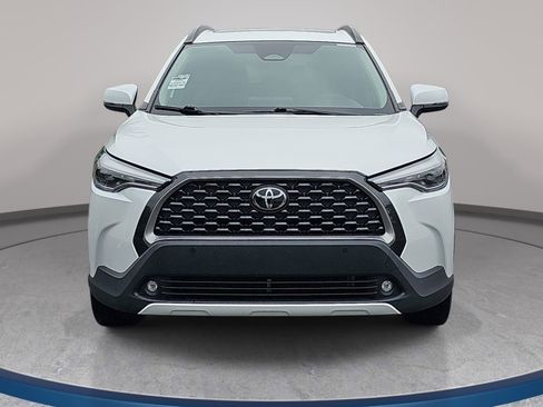 Used 2023 Toyota Corolla Cross XLE w/ Convenience Package AWD/4WD image 2