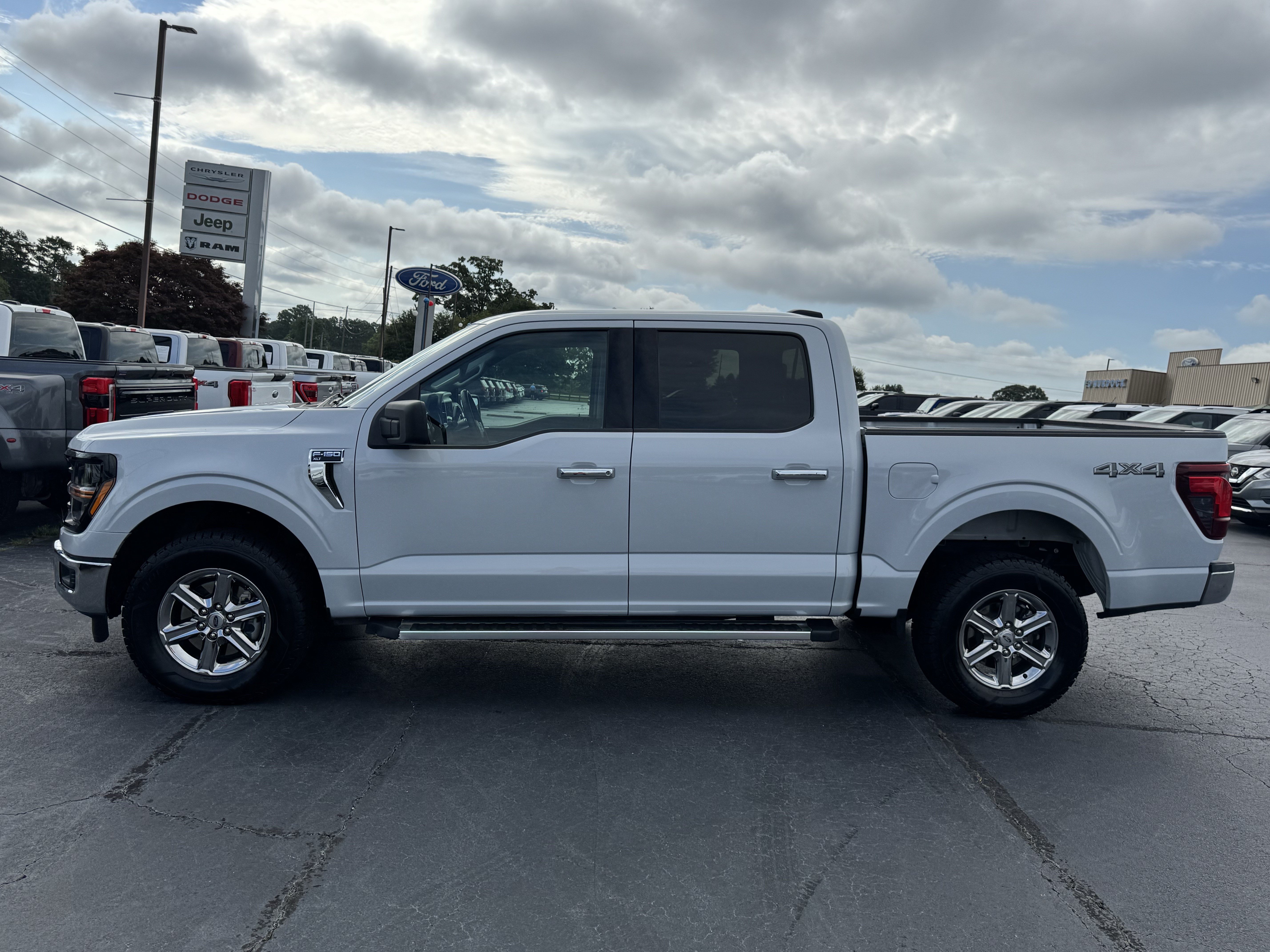 Used 2025 Ford F150 XLT w/ Equipment Group 301A Standard AWD/4WD image 8