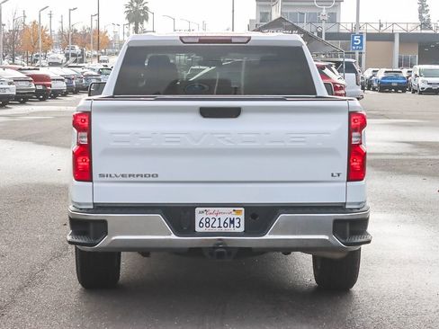 Used 2022 Chevrolet Silverado 1500 LT image 3