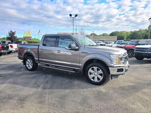 Certified 2018 Ford F150 XLT w/ Equipment Group 302A Luxury AWD/4WD image 7