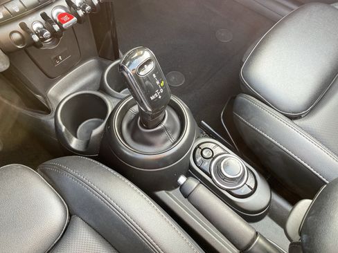 Certified 2024 MINI Cooper S image 28