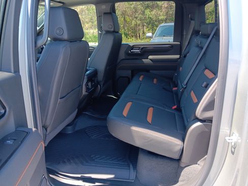 New 2026 GMC Sierra 2500 AT4 image 14