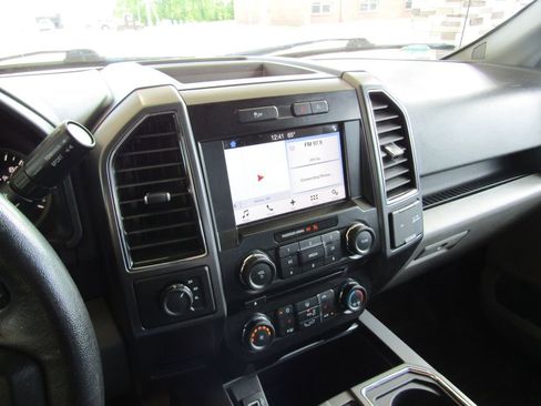 Used 2017 Ford F150 XLT w/ Equipment Group 302A Luxury AWD/4WD image 25