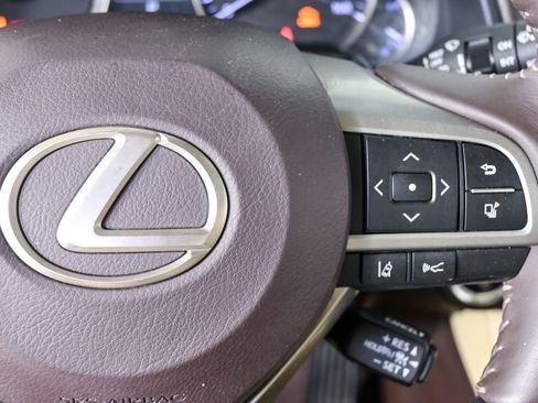 Used 2019 Lexus RX 450h AWD w/ Luxury Package image 12