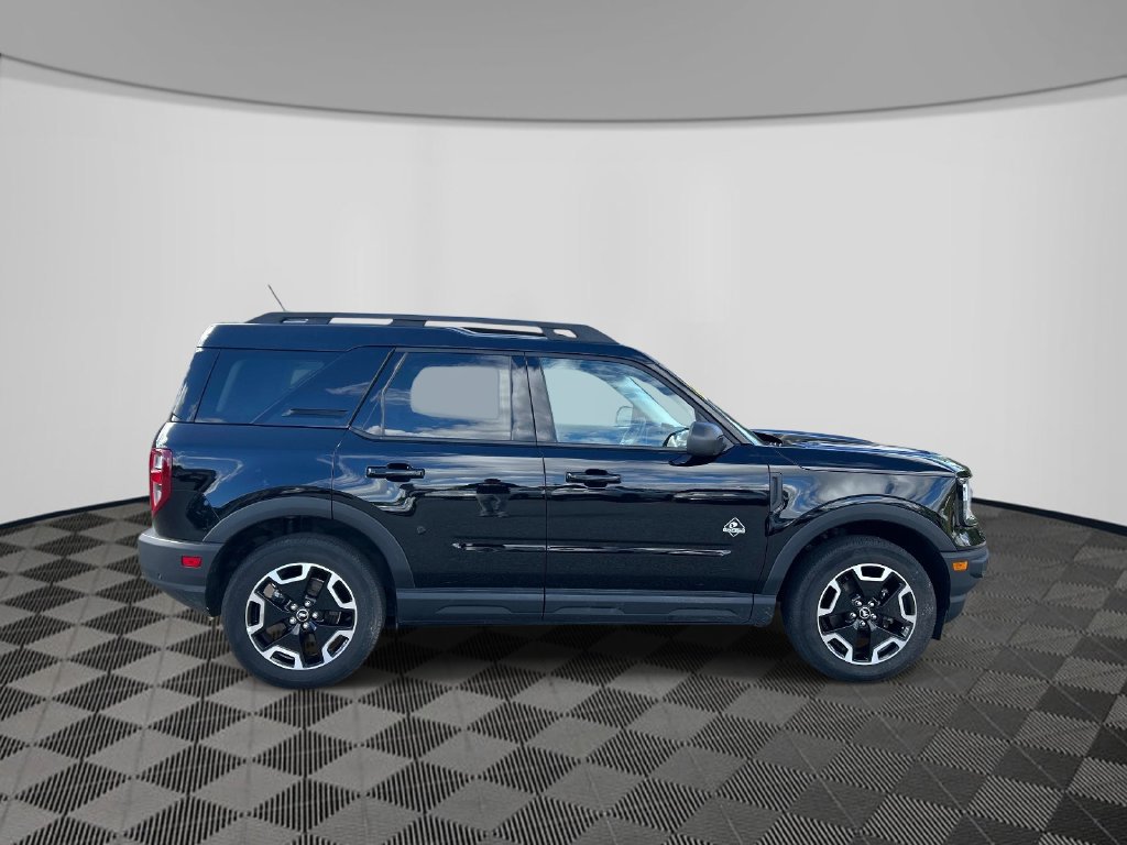 Used 2024 Ford Bronco Sport Outer Banks AWD/4WD image 6