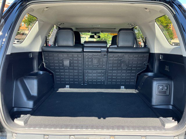 Used 2016 Toyota 4Runner Limited AWD/4WD image 34