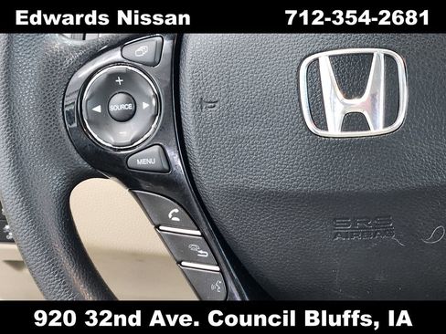Used 2017 Honda Accord EX image 23