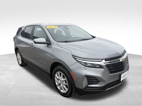 Used 2024 Chevrolet Equinox LT image 8