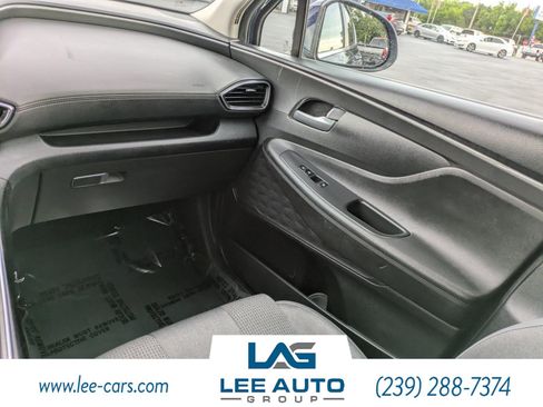 Used 2022 Hyundai Santa Fe SE FWD image 14