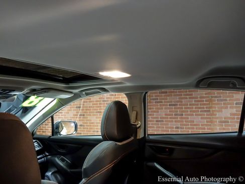 Used 2018 Subaru Crosstrek 2.0i Premium image 16