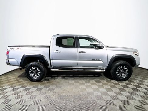 Certified 2023 Toyota Tacoma TRD Off-Road AWD/4WD image 8
