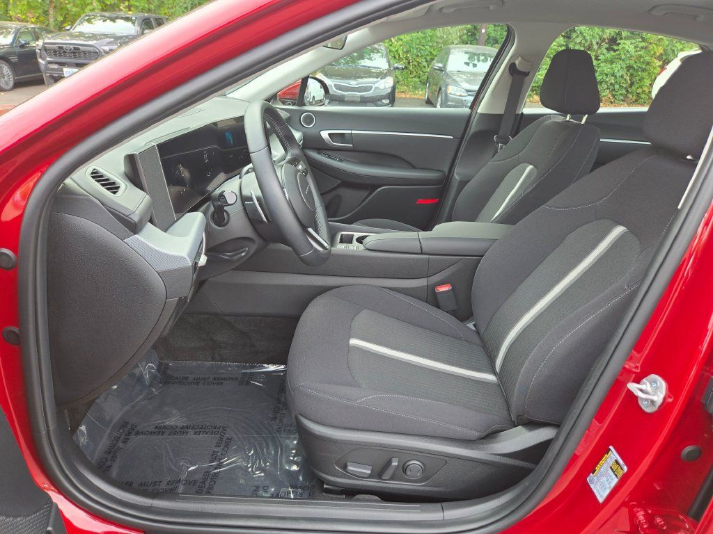 Used 2024 Hyundai Sonata SEL FWD image 20