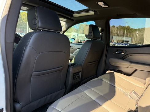 Used 2023 Chevrolet Colorado ZR2 w/ ZR2 Convenience Package III image 26