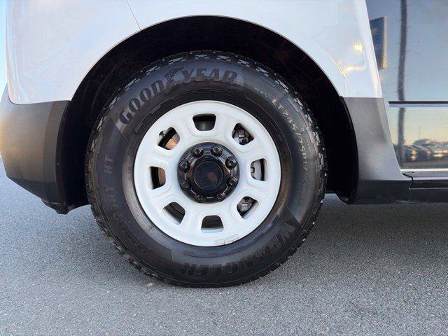 Used 2024 Chevrolet Brightdrop 600 w/ Commercial Equipment Package AWD/4WD image 16