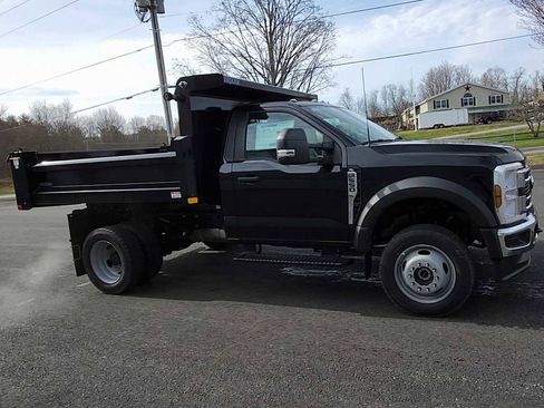 New 2026 Ford F550 4x4 Regular Cab Super Duty image 9