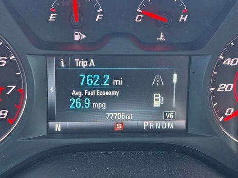 Used 2017 Chevrolet Camaro LT w/ RS Package image 9