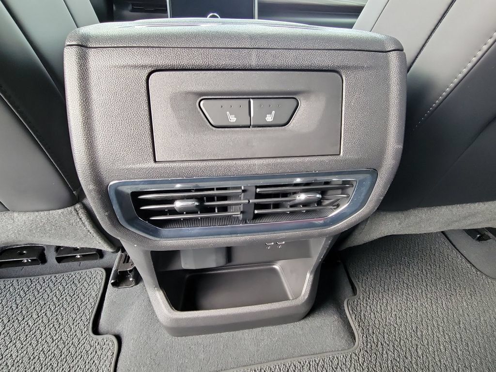 Used 2025 GMC Sierra EV Denali AWD/4WD image 21