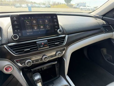 Used 2018 Honda Accord EX-L image 14