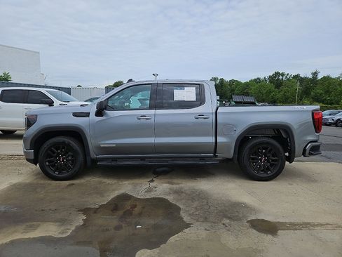 Used 2023 GMC Sierra 1500 Elevation w/ LPO, Elevation Black Package AWD/4WD image 5