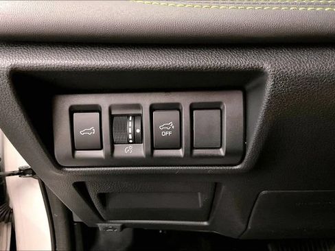 Used 2025 Subaru Outback Onyx Edition AWD/4WD image 37