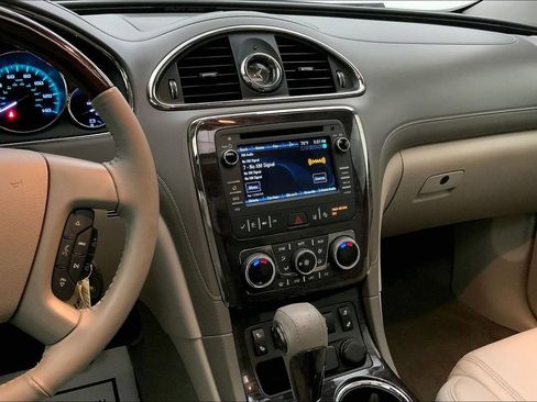 Used 2016 Buick Enclave Leather FWD image 5