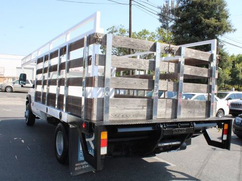 Used 2006 Chevrolet Silverado 3500 2WD Regular Cab image 4