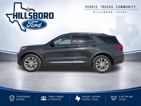 Used 2024 Ford Explorer XLT w/ Equipment Group 202A AWD/4WD image 8