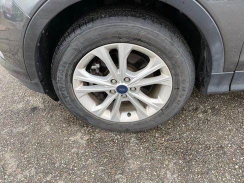 Used 2019 Ford Escape SE AWD/4WD image 14
