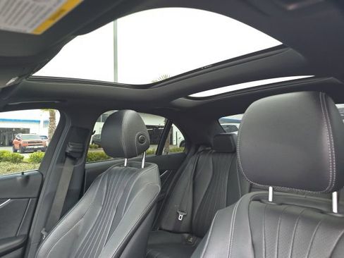 Used 2017 Mercedes-Benz E 300 4MATIC image 24