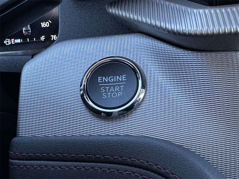 New 2026 Ford Explorer Active w/ Active Comfort Package image 7