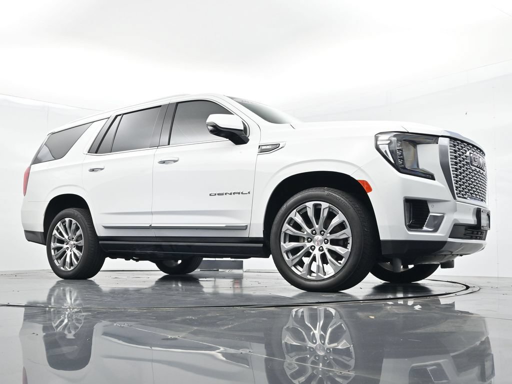 Used 2023 GMC Yukon Denali RWD image 22