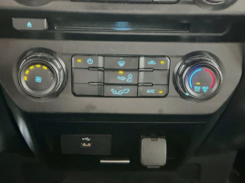 Used 2018 Ford F150 XLT RWD image 11