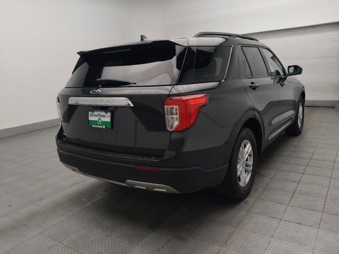 Used 2022 Ford Explorer XLT w/ Equipment Group 202A RWD image 9
