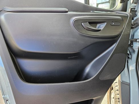 Used 2024 Mercedes-Benz Sprinter 2500 image 15