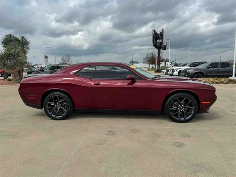 Used 2023 Dodge Challenger SXT w/ Blacktop Package image 2