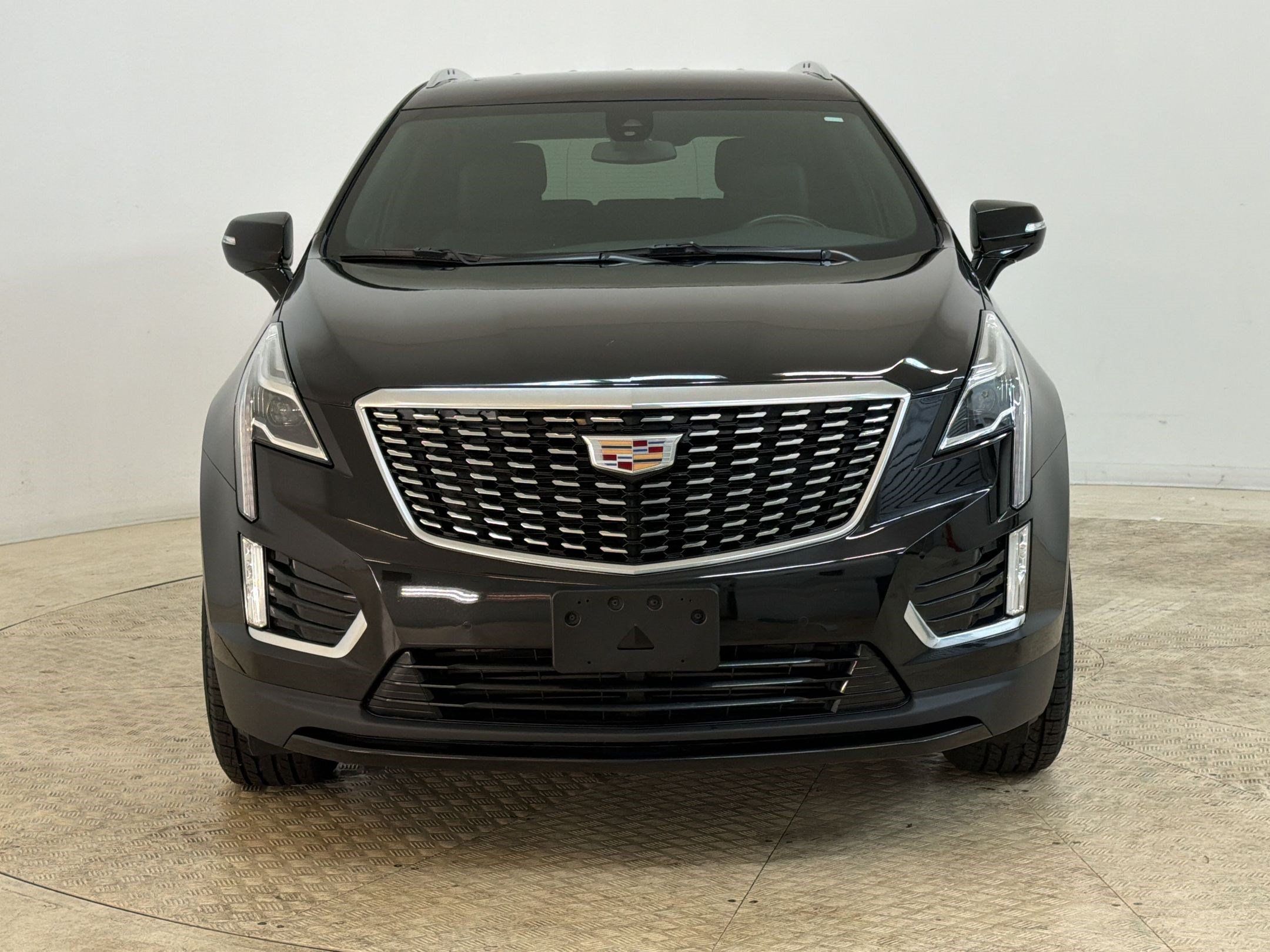 Certified 2023 Cadillac XT5 Luxury AWD/4WD image 6