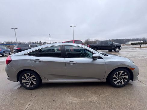 Used 2017 Honda Civic EX image 6