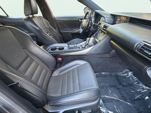 Used 2019 Lexus IS 300 F Sport w/ F Sport Package RWD image 25