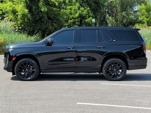 Used 2024 Cadillac Escalade Sport Platinum w/ LPO, ONYX Package AWD/4WD image 4