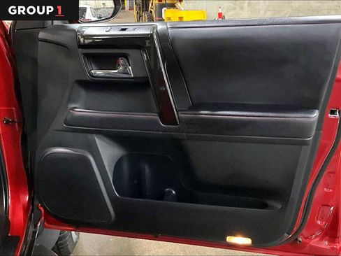 Used 2021 Toyota 4Runner Venture w/ Moonroof Package image 22