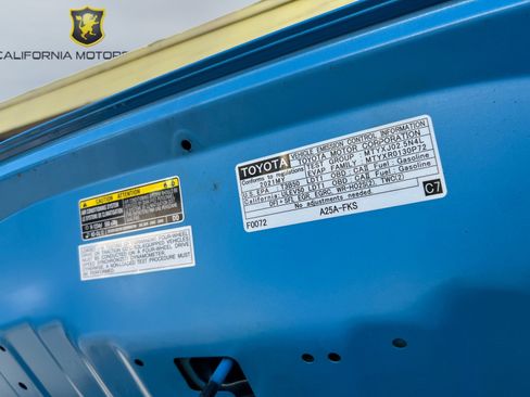 Used 2021 Toyota RAV4 LE image 14