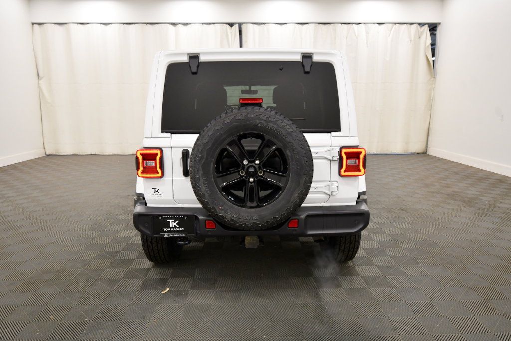 Used 2021 Jeep Wrangler Unlimited Sahara AWD/4WD image 6