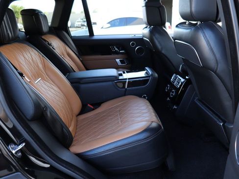 Used 2020 Land Rover Range Rover SV Autobiography Dynamic image 30